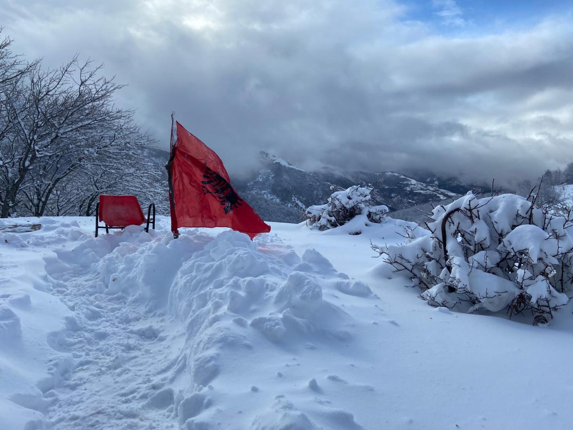 Camping Shengjergj Otel Tiran Dış mekan fotoğraf